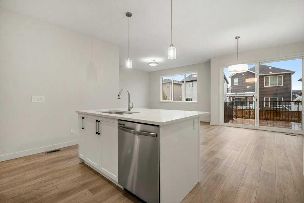 202 & 206 Willow Place