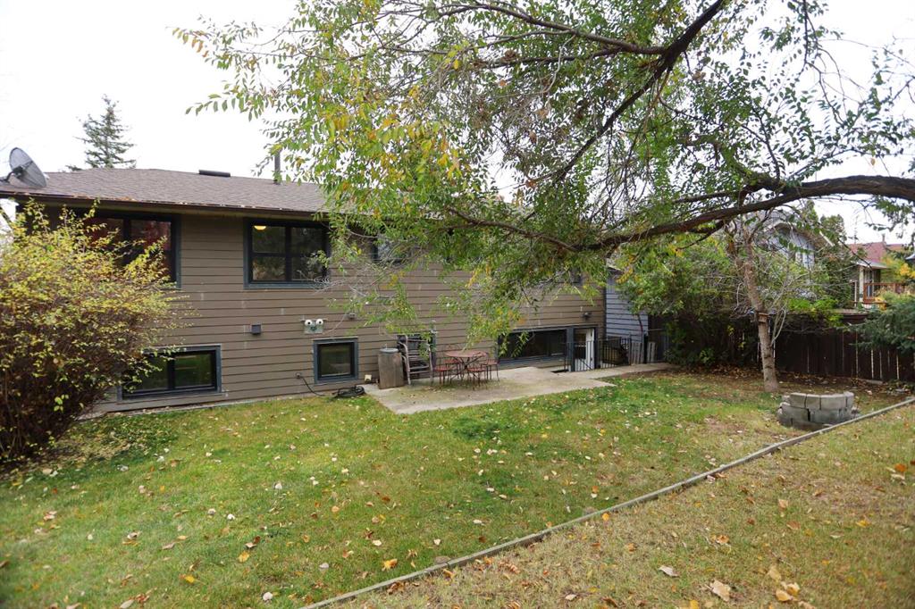 396 Strathcona Drive SW