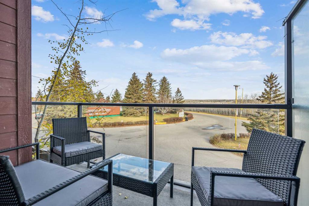 614 Greenbriar Common NW