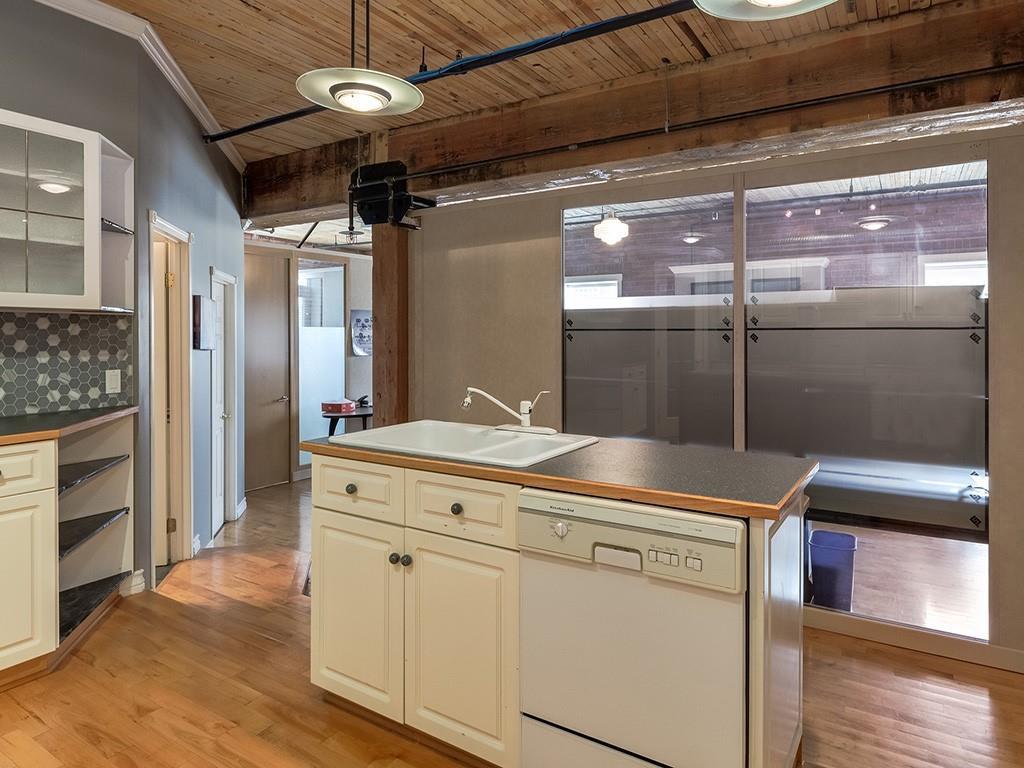 535 10 Avenue SW, #401