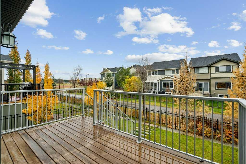 11 Sundown Way