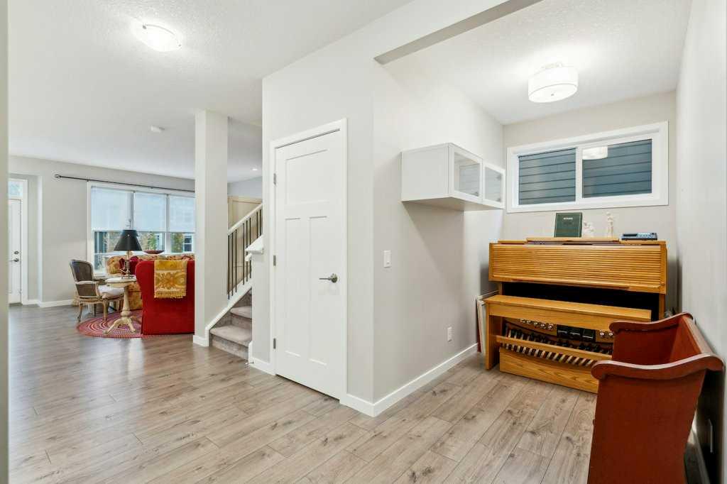 11 Sundown Way