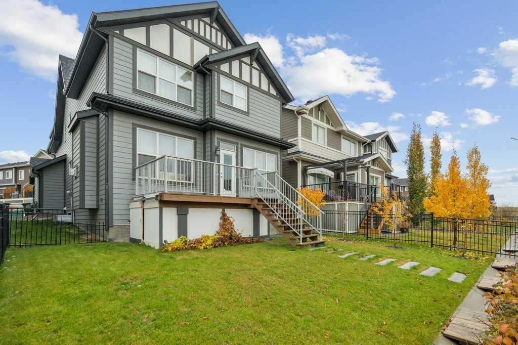 11 Sundown Way