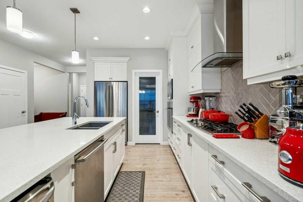 11 Sundown Way