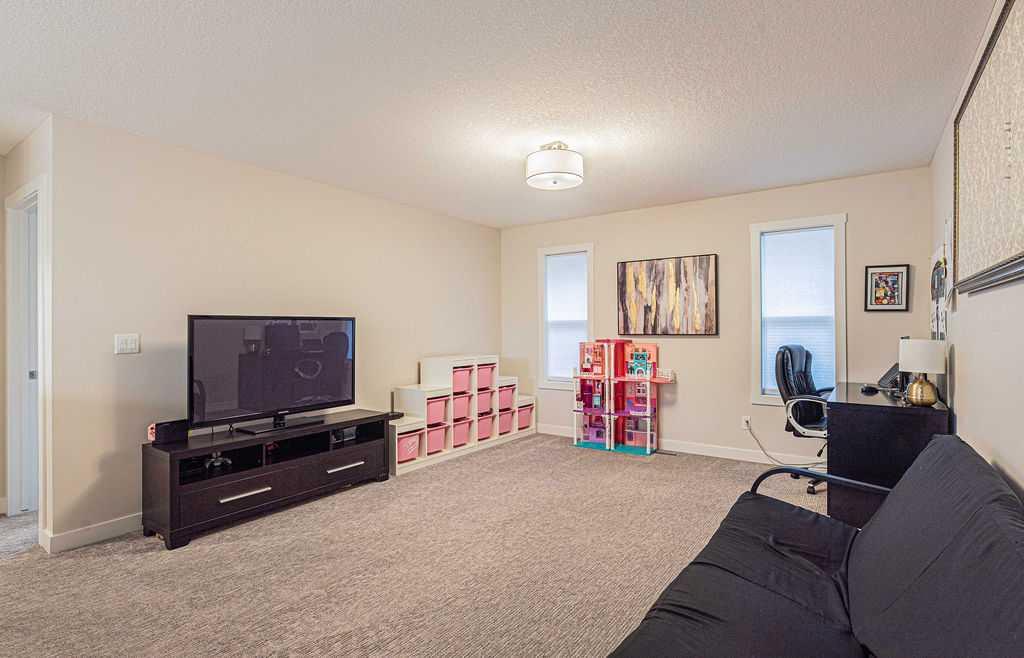 2193 Bayside Road SW