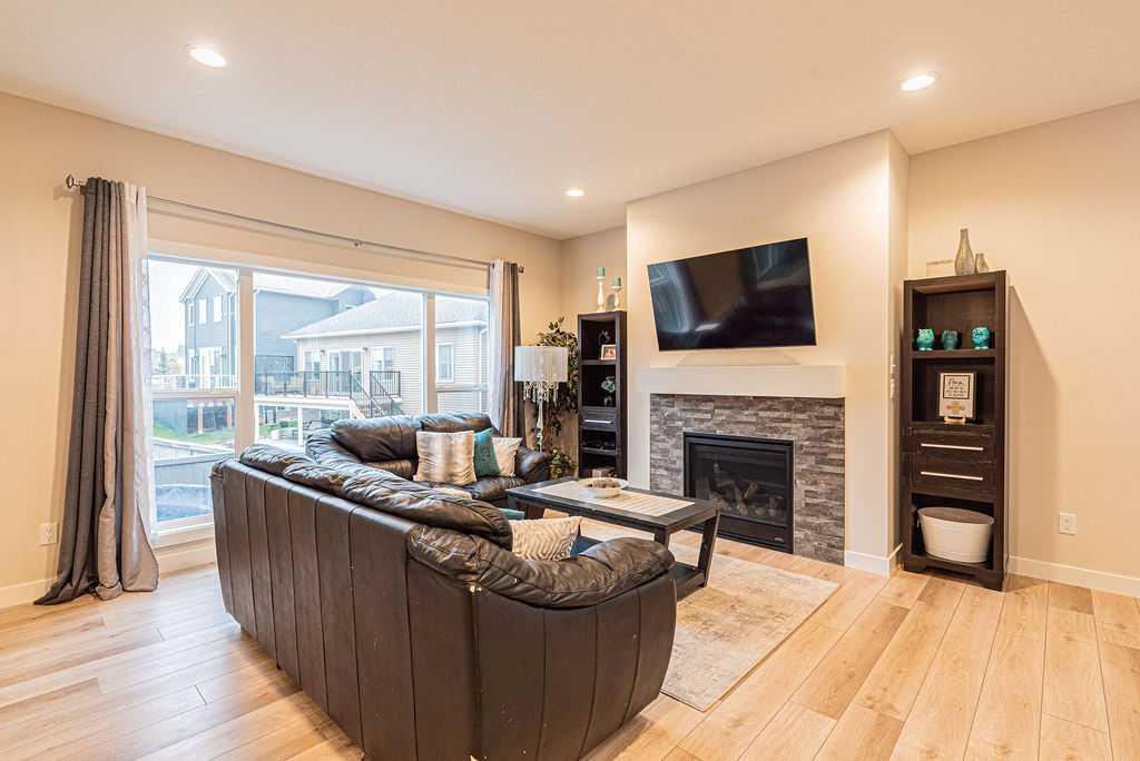2193 Bayside Road SW
