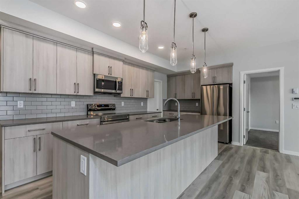 220 Seton Grove SE, #2102