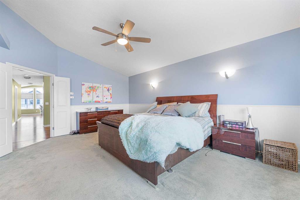 198 Autumn Circle SE