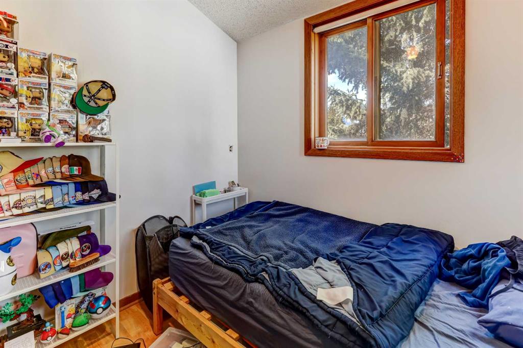 248 Grizzly Crescent
