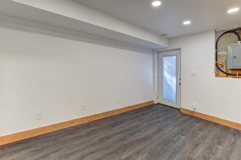 248 Grizzly Crescent