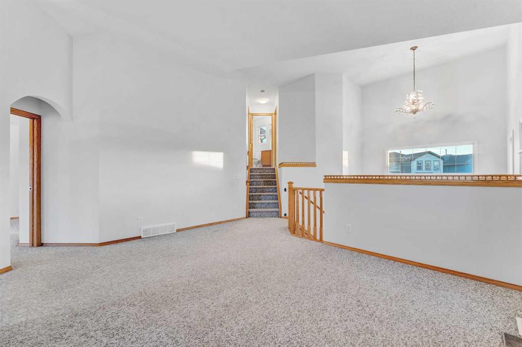 68 Saddleland Close NE