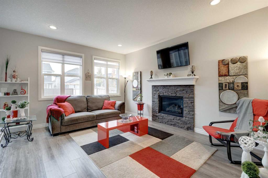 32 Cranbrook Circle SE