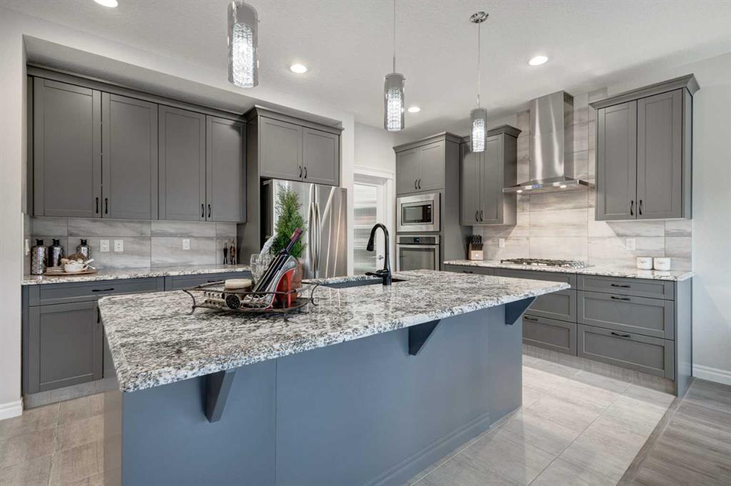 32 Cranbrook Circle SE