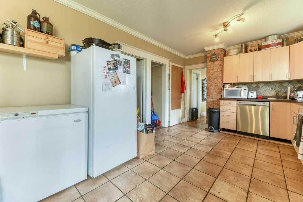 280260 Township Road 240