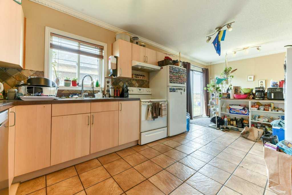 280260 Township Road 240