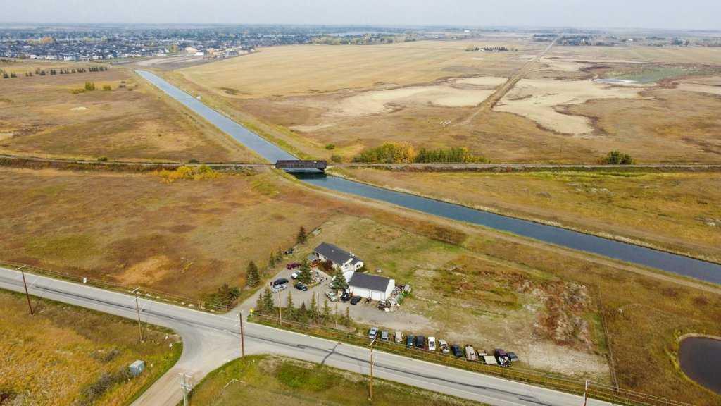 280260 Township Road 240