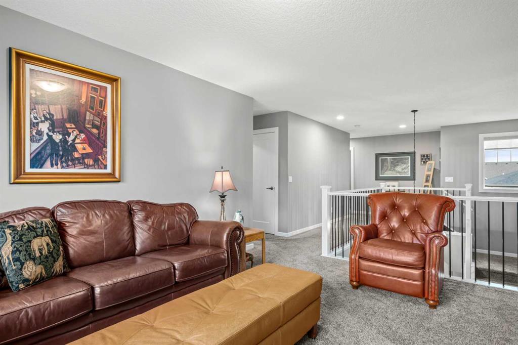 800 Coopers Crescent SW