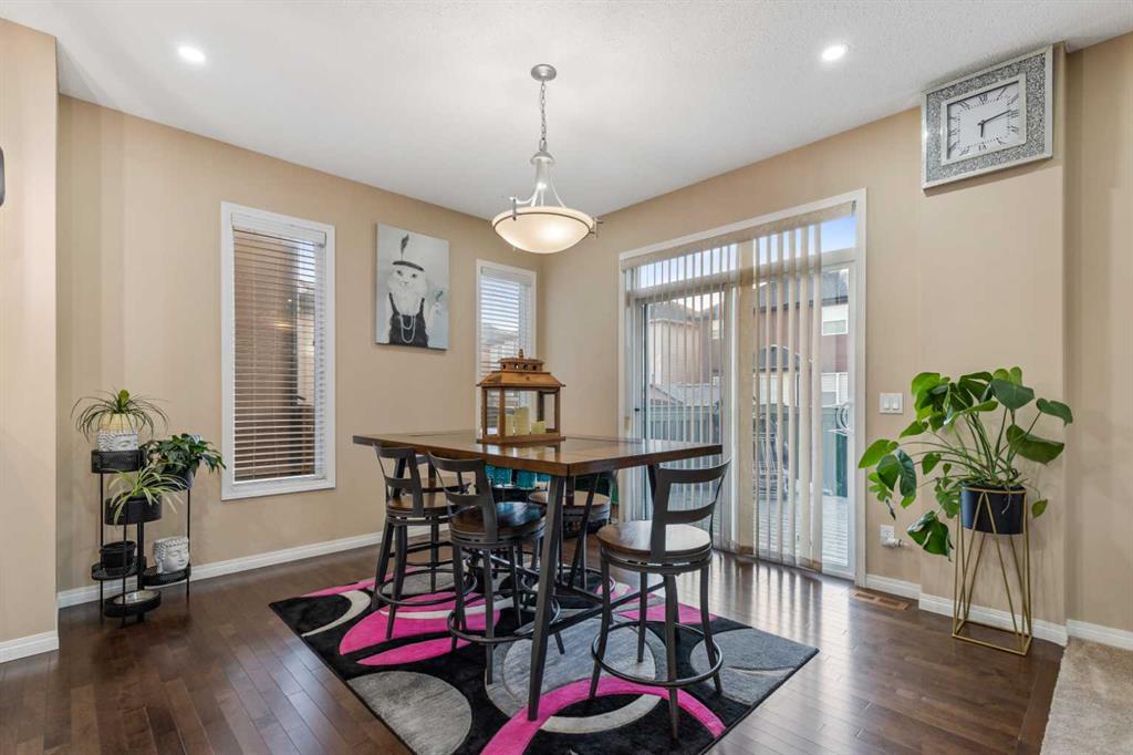 119 Saddlecrest Gardens NE