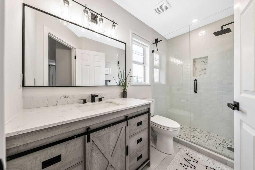 100 Bow Ridge Crescent