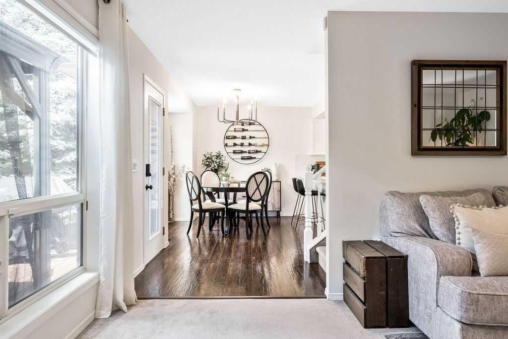 100 Bow Ridge Crescent