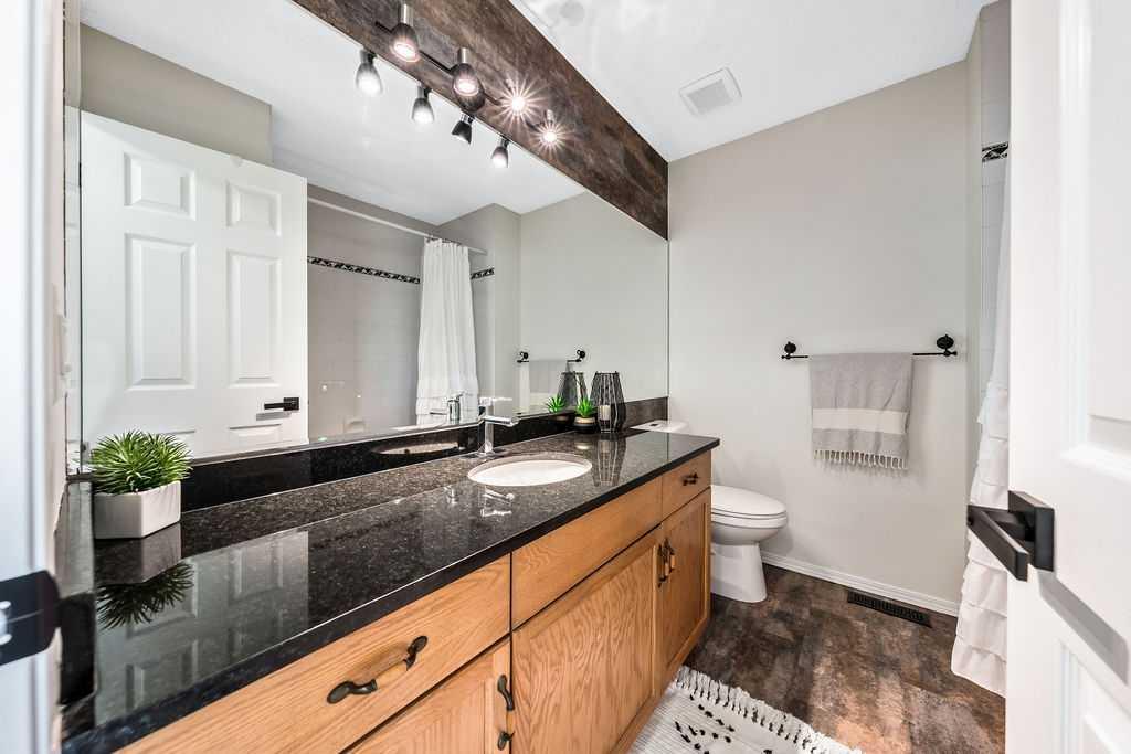 100 Bow Ridge Crescent
