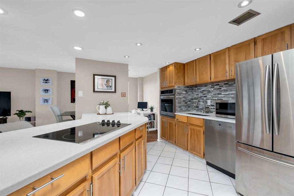 1304 15 Avenue SW, #930