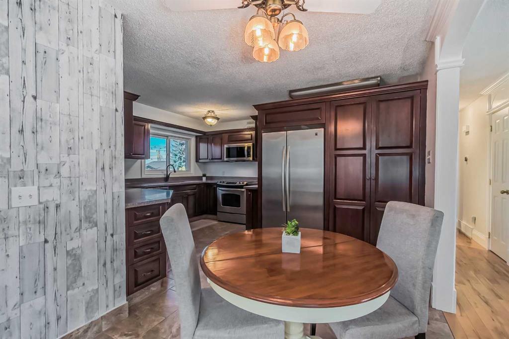43 Berkley Rise NW