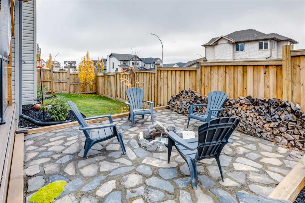 112 Heritage Hill