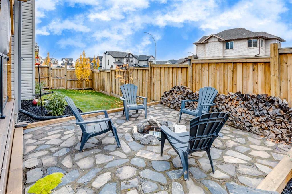 112 Heritage Hill