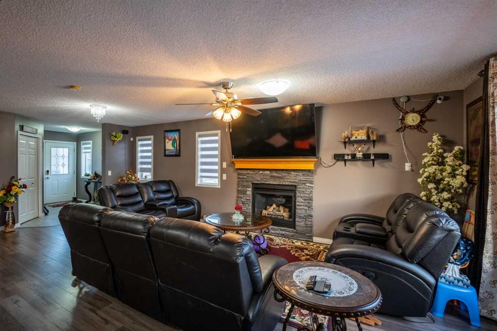 148 Saddlecrest Green NE