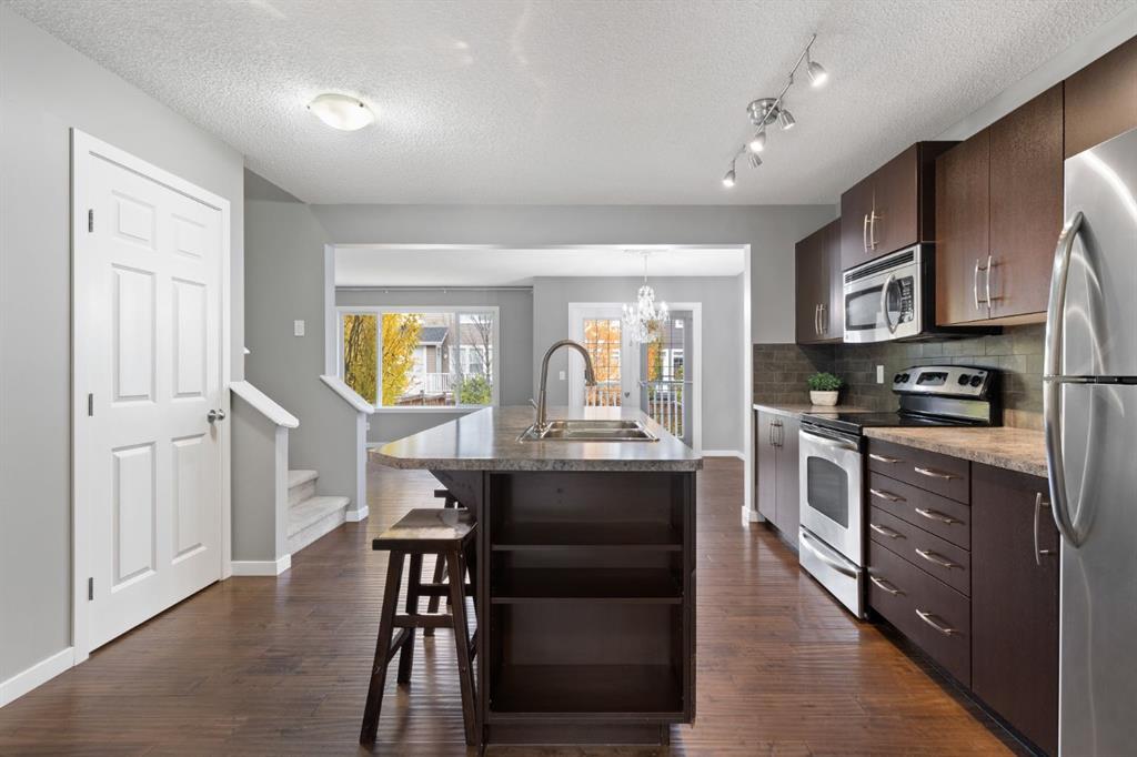 18 River Heights Crescent