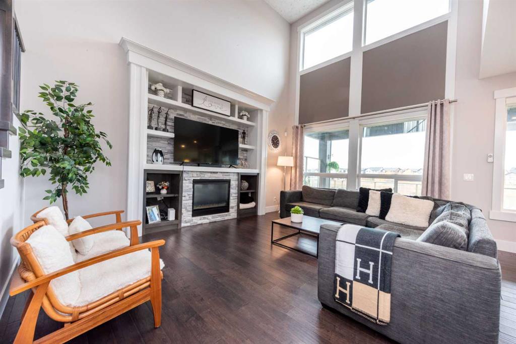 140 Kinniburgh Loop