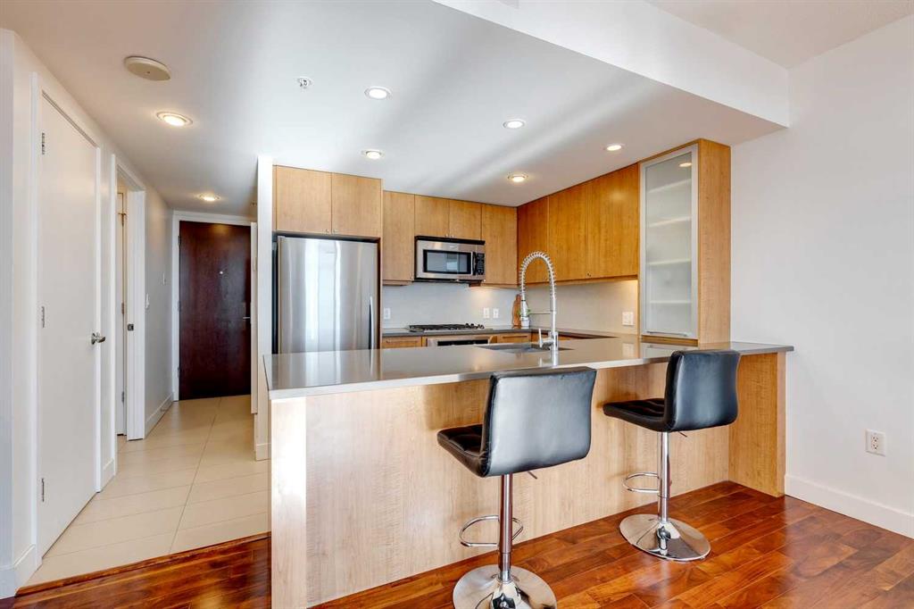1118 12 Avenue SW, #2107