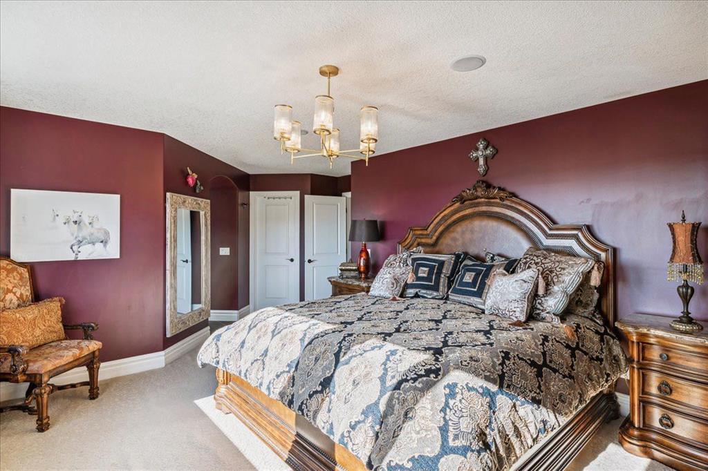 211 Sunset Circle