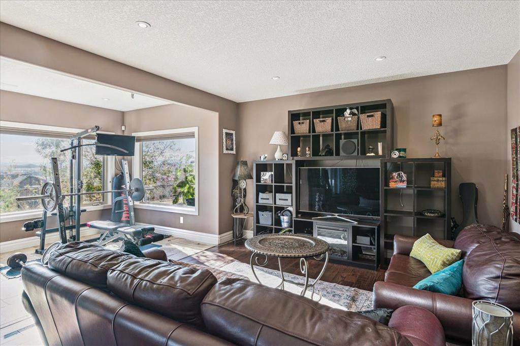 211 Sunset Circle