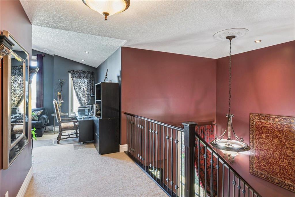 211 Sunset Circle