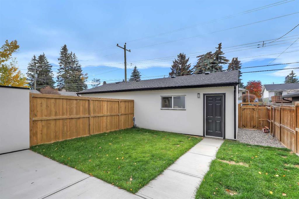 2013 35 Street SW