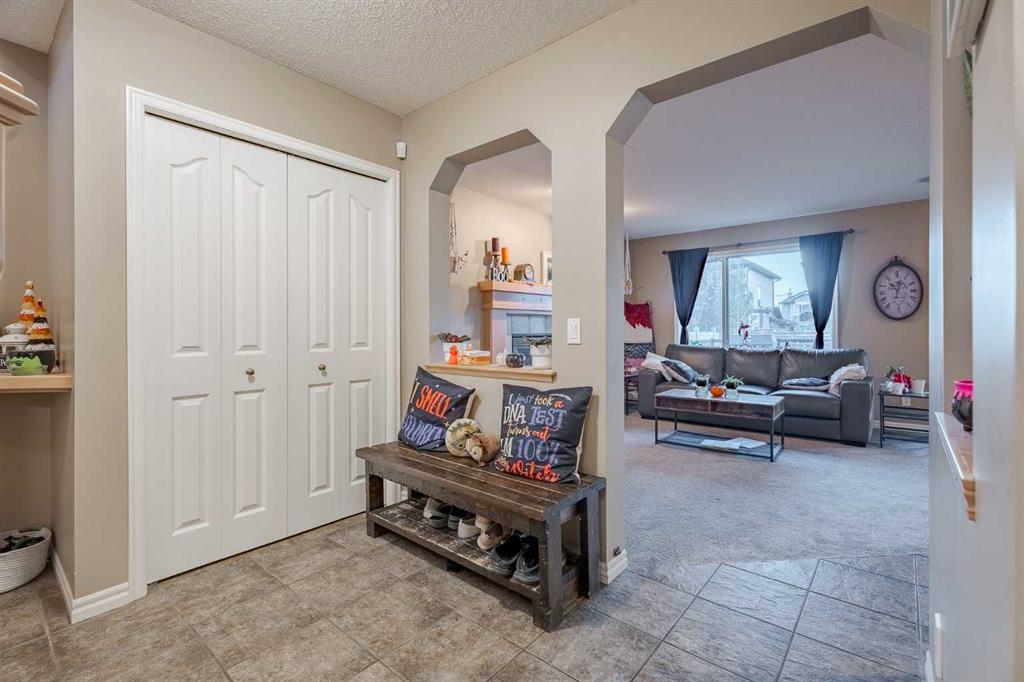127 Brightonstone Common SE