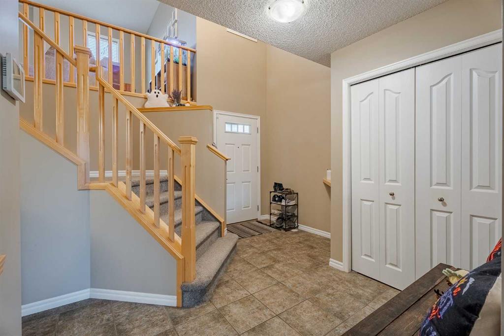 127 Brightonstone Common SE