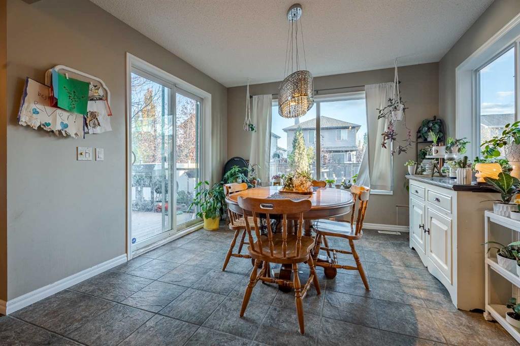 127 Brightonstone Common SE