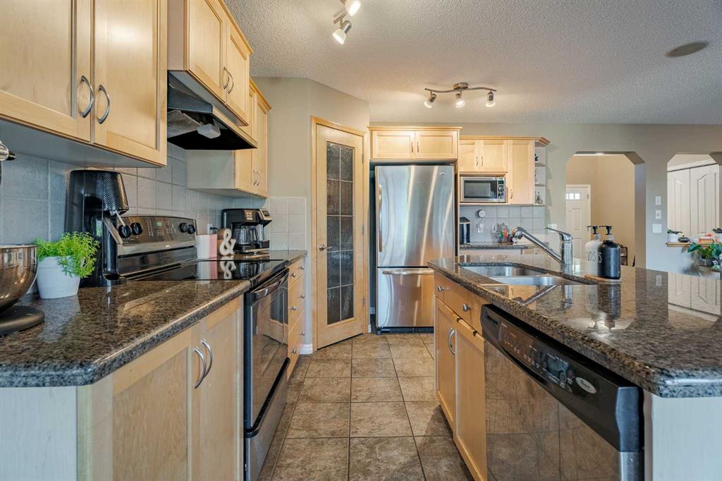127 Brightonstone Common SE