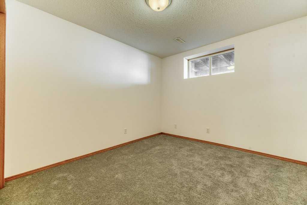 1411 Strathcona Way