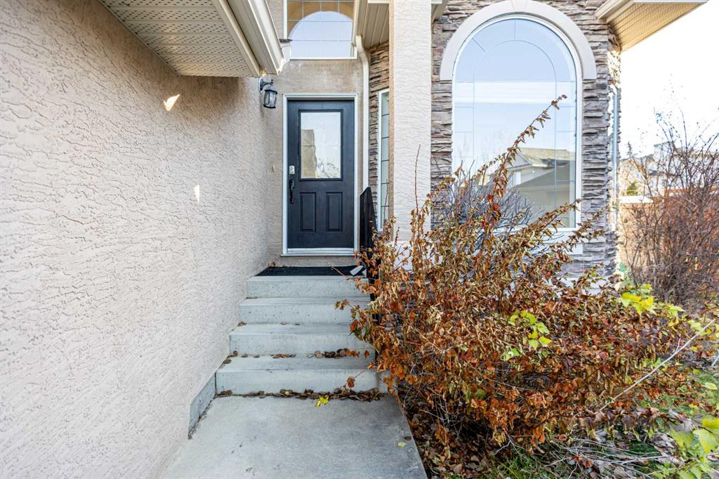 218 Evergreen Heights SW