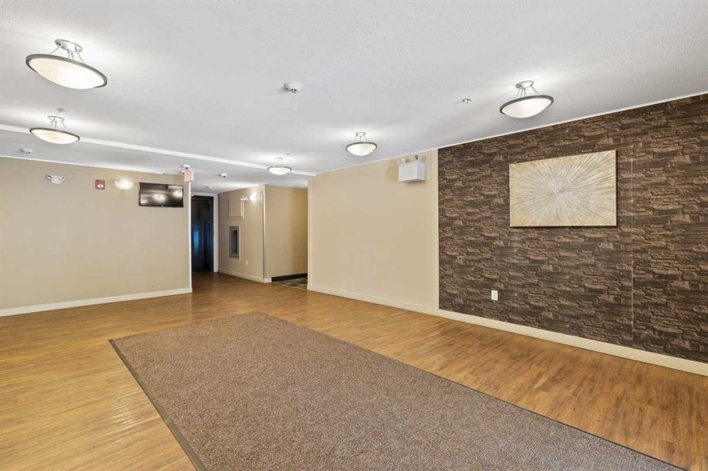 7110 80 Avenue NE, #312