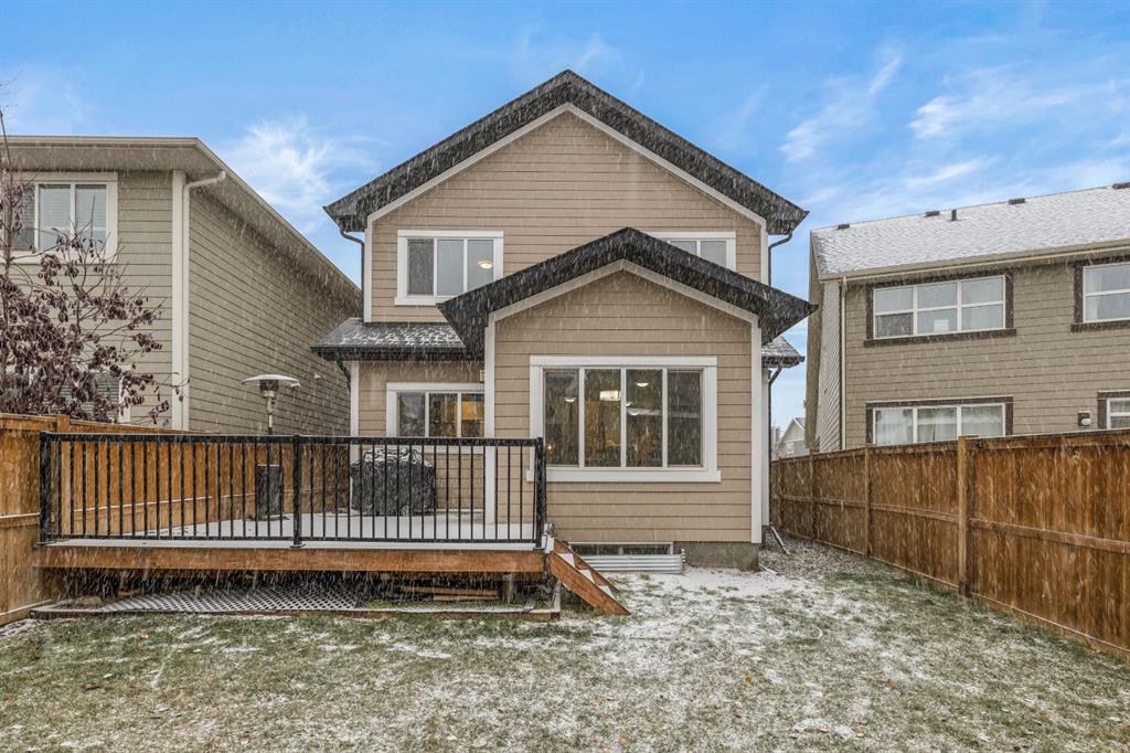 91 Masters Place SE