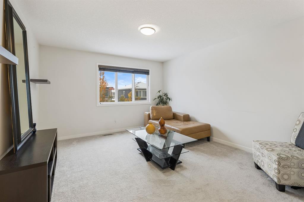 91 Masters Place SE