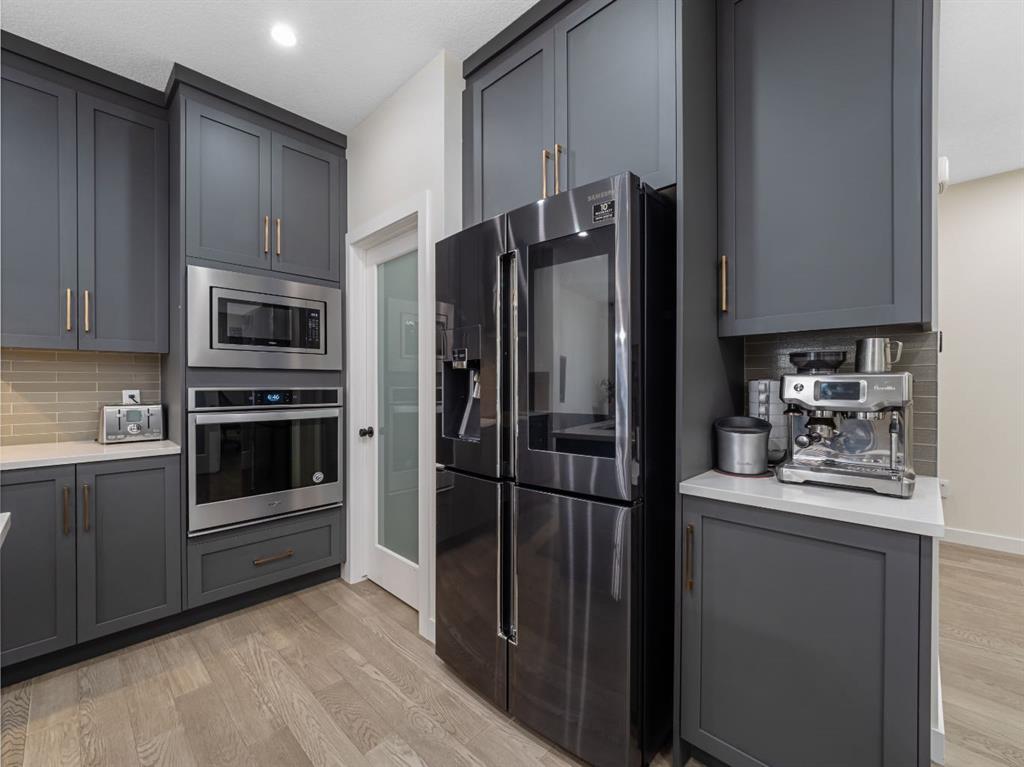88 Legacy Manor SE