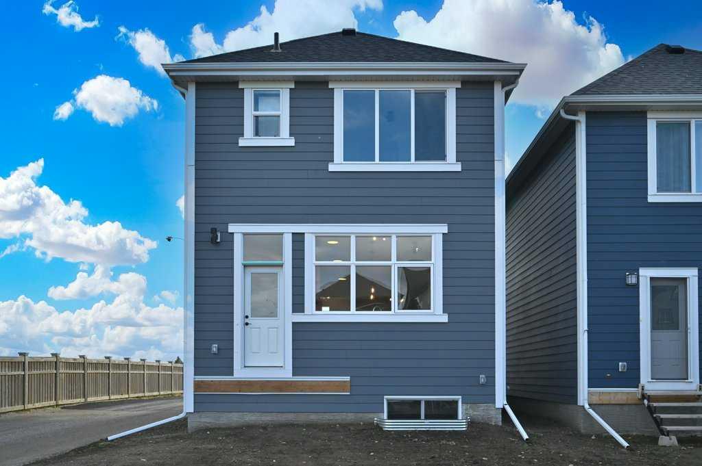 346 Magnolia Square SE