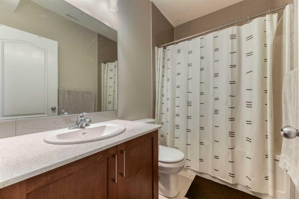 115 Legacy Glen Row SE