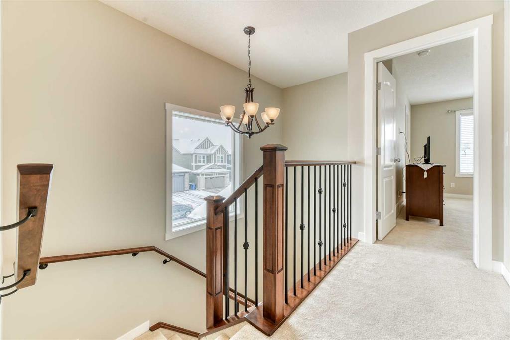 115 Legacy Glen Row SE